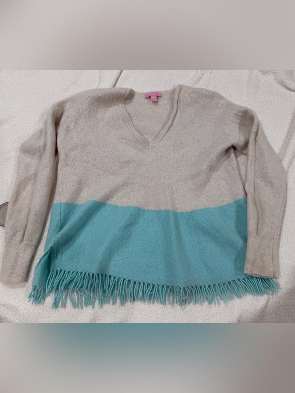 Lilly Pulitzer 100% Cashmere V-Neck Sweater L/XL Aqua Gray Fringe